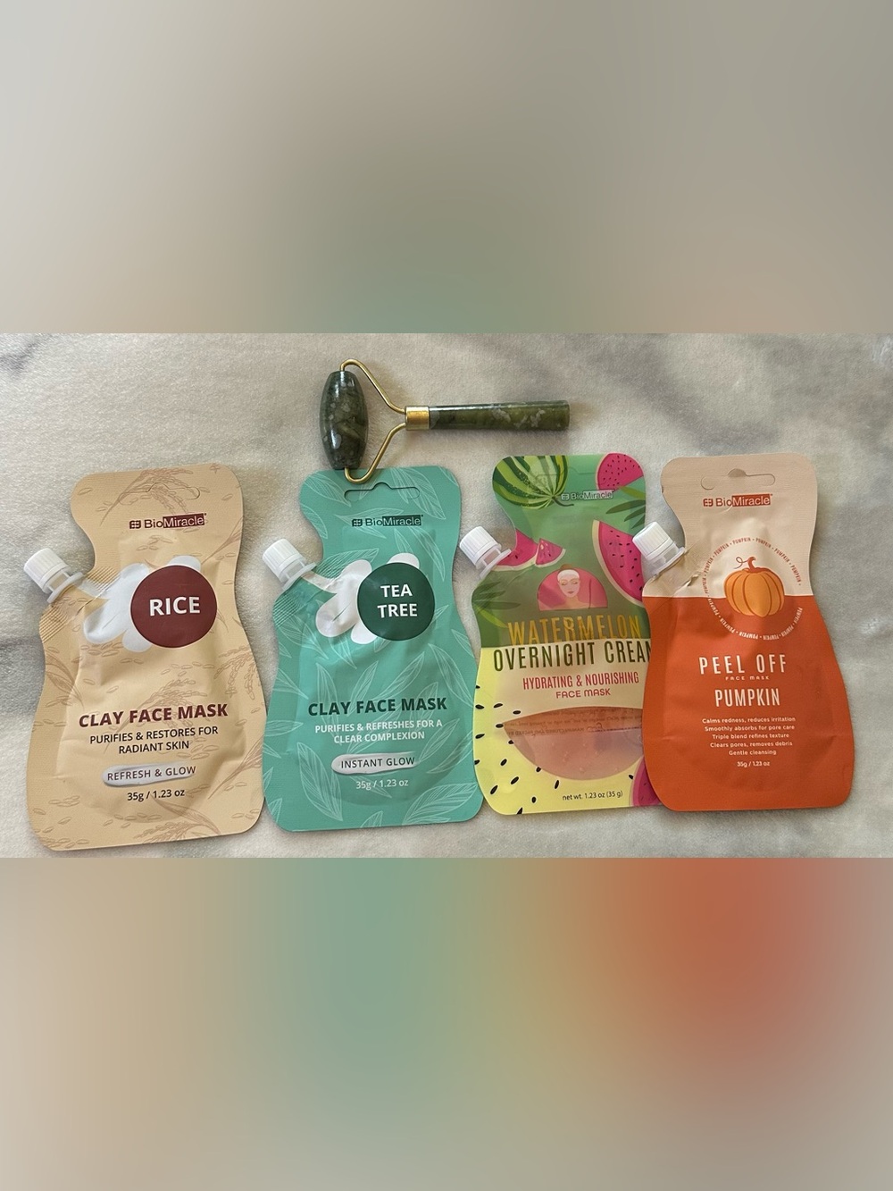 🧖🏼♀️ Korean Face Masks x4 And Jade Roller BioMiracle